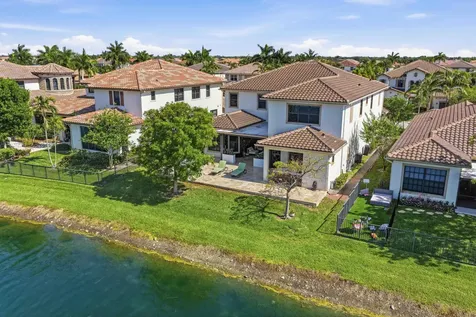 10271 Peninsula Place Parkland FL 33076