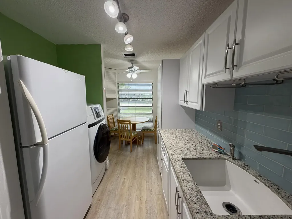 2520 Pansey Lane Delray Beach FL 33445