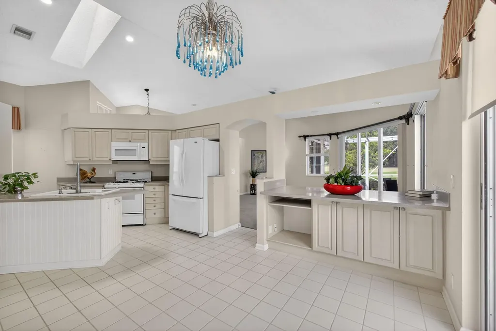 48 Via Del Corso Palm Beach Gardens FL 33418