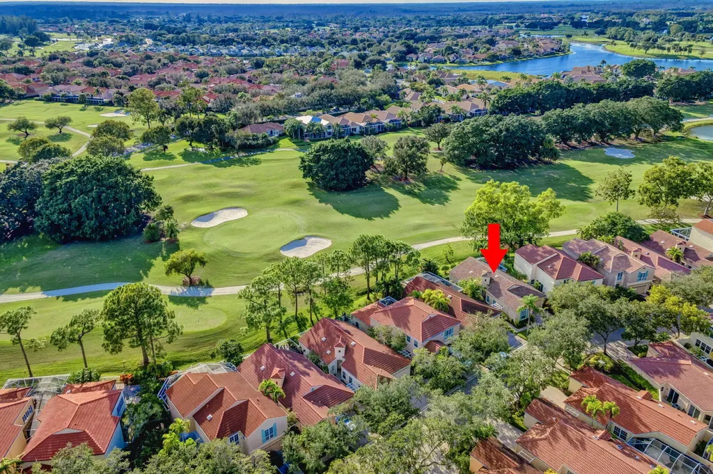 48 Via Del Corso Palm Beach Gardens FL 33418