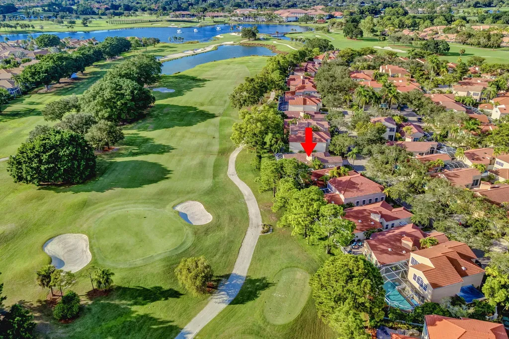 48 Via Del Corso Palm Beach Gardens FL 33418