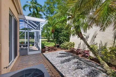 48 Via Del Corso Palm Beach Gardens FL 33418