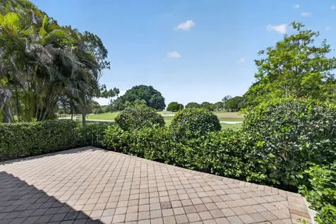 48 Via Del Corso Palm Beach Gardens FL 33418