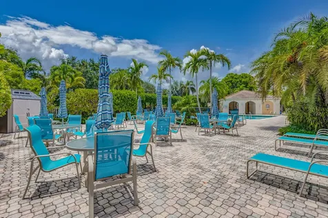 48 Via Del Corso Palm Beach Gardens FL 33418