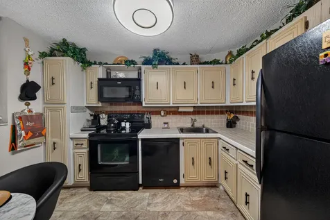3671 Environ Boulevard Lauderhill FL 33319