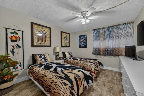 3671 Environ Boulevard Lauderhill FL 33319