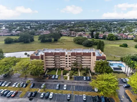 3671 Environ Boulevard Lauderhill FL 33319