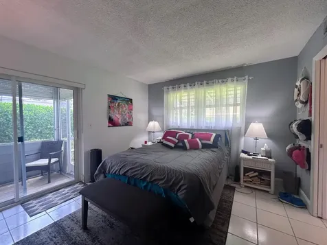 240 W Horizons Boynton Beach FL 33435