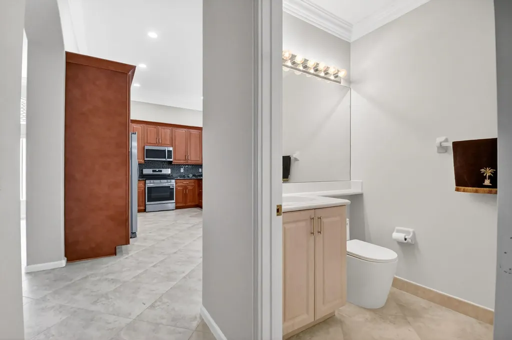 6812 Belmont Shore Drive Delray Beach FL 33446