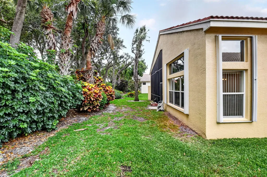 6812 Belmont Shore Drive Delray Beach FL 33446