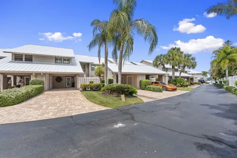 4189 SE Saint Lucie Boulevard Stuart FL 34997