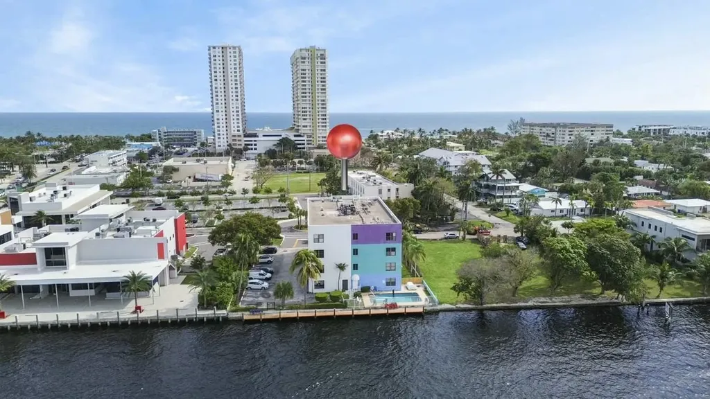 105 S Riverside Drive Pompano Beach FL 33062