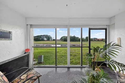 3671 Environ Boulevard Lauderhill FL 33319