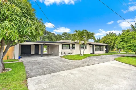 117 SE 22nd Avenue Boynton Beach FL 33435