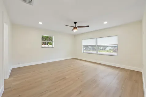 117 SE 22nd Avenue Boynton Beach FL 33435
