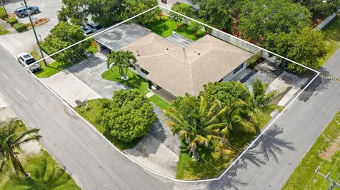 117 SE 22nd Avenue Boynton Beach FL 33435