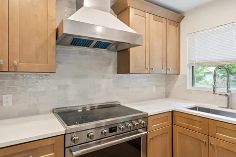 117 SE 22nd Avenue Boynton Beach FL 33435