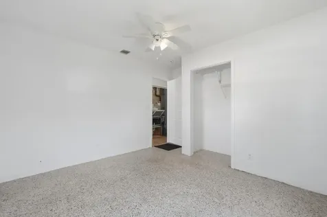 5224 NE 2nd Terrace Oakland Park FL 33334