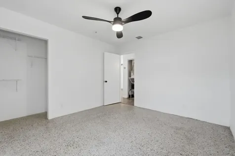 5224 NE 2nd Terrace Oakland Park FL 33334