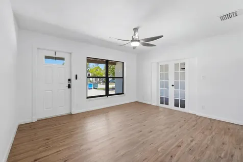 5224 NE 2nd Terrace Oakland Park FL 33334