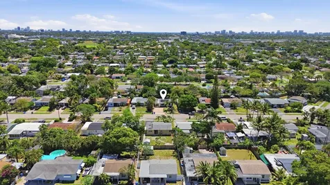 5224 NE 2nd Terrace Oakland Park FL 33334