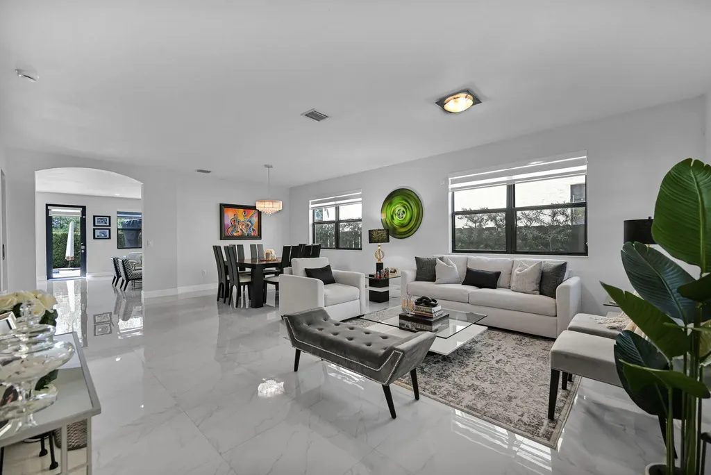 9860 NW 86th Terrace Doral FL 33178