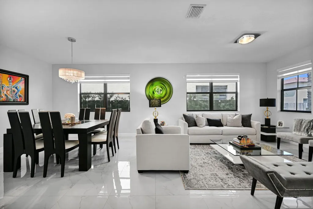 9860 NW 86th Terrace Doral FL 33178