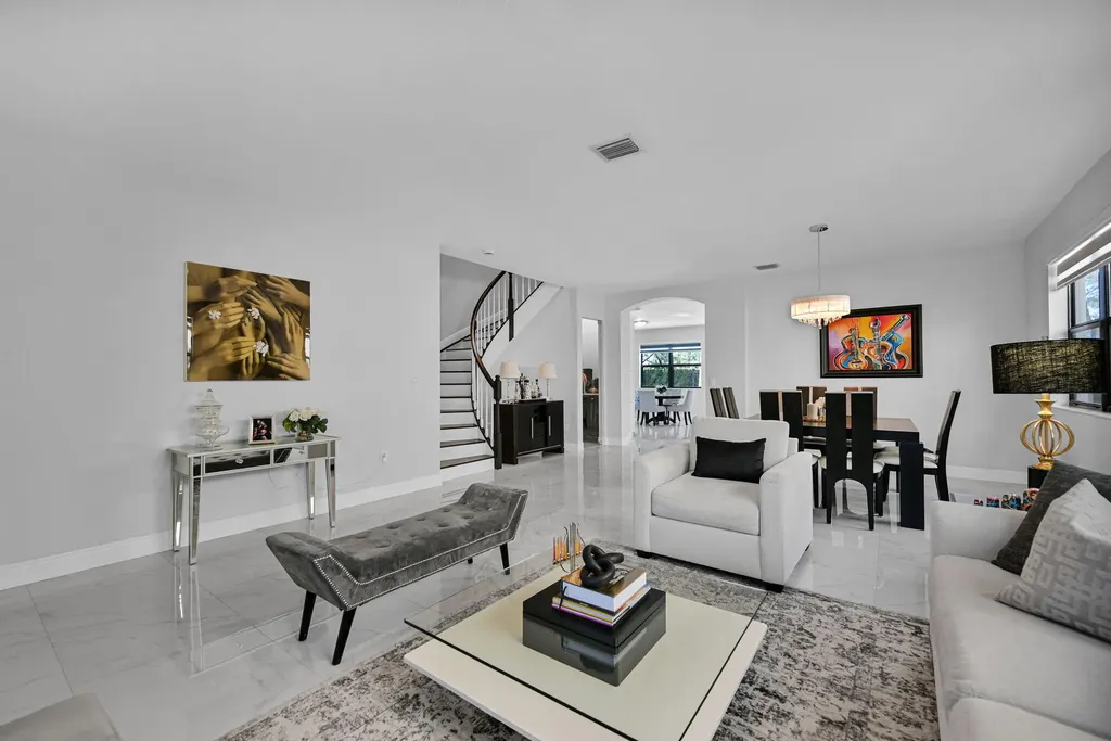 9860 NW 86th Terrace Doral FL 33178