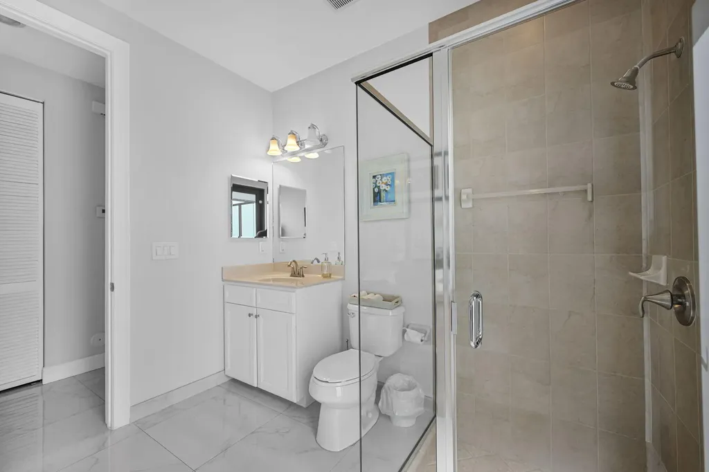 9860 NW 86th Terrace Doral FL 33178