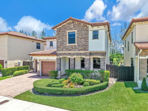 9860 NW 86th Terrace Doral FL 33178