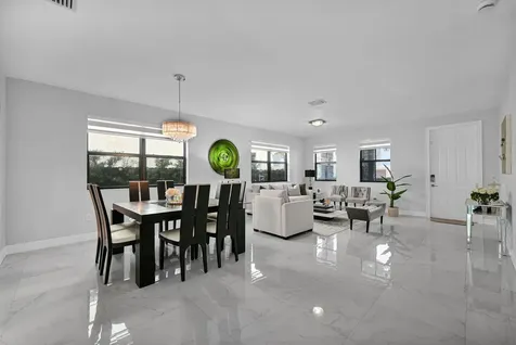 9860 NW 86th Terrace Doral FL 33178