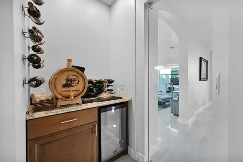 9860 NW 86th Terrace Doral FL 33178