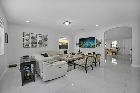 9860 NW 86th Terrace Doral FL 33178