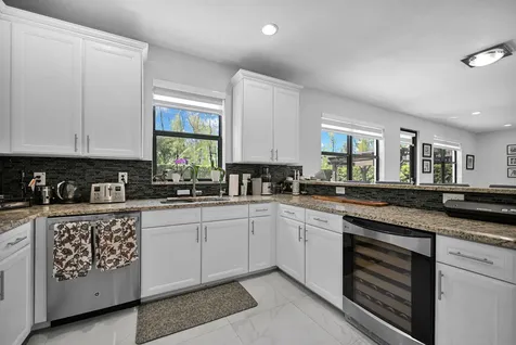 9860 NW 86th Terrace Doral FL 33178