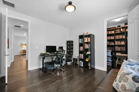 9860 NW 86th Terrace Doral FL 33178