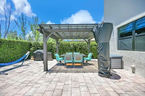 9860 NW 86th Terrace Doral FL 33178