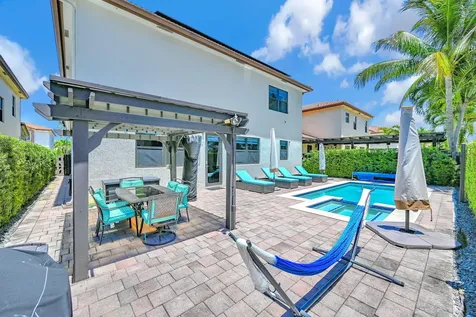 9860 NW 86th Terrace Doral FL 33178