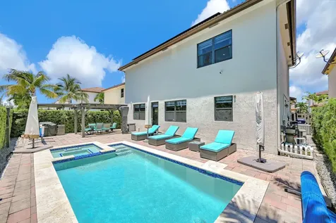 9860 NW 86th Terrace Doral FL 33178