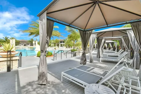 9860 NW 86th Terrace Doral FL 33178