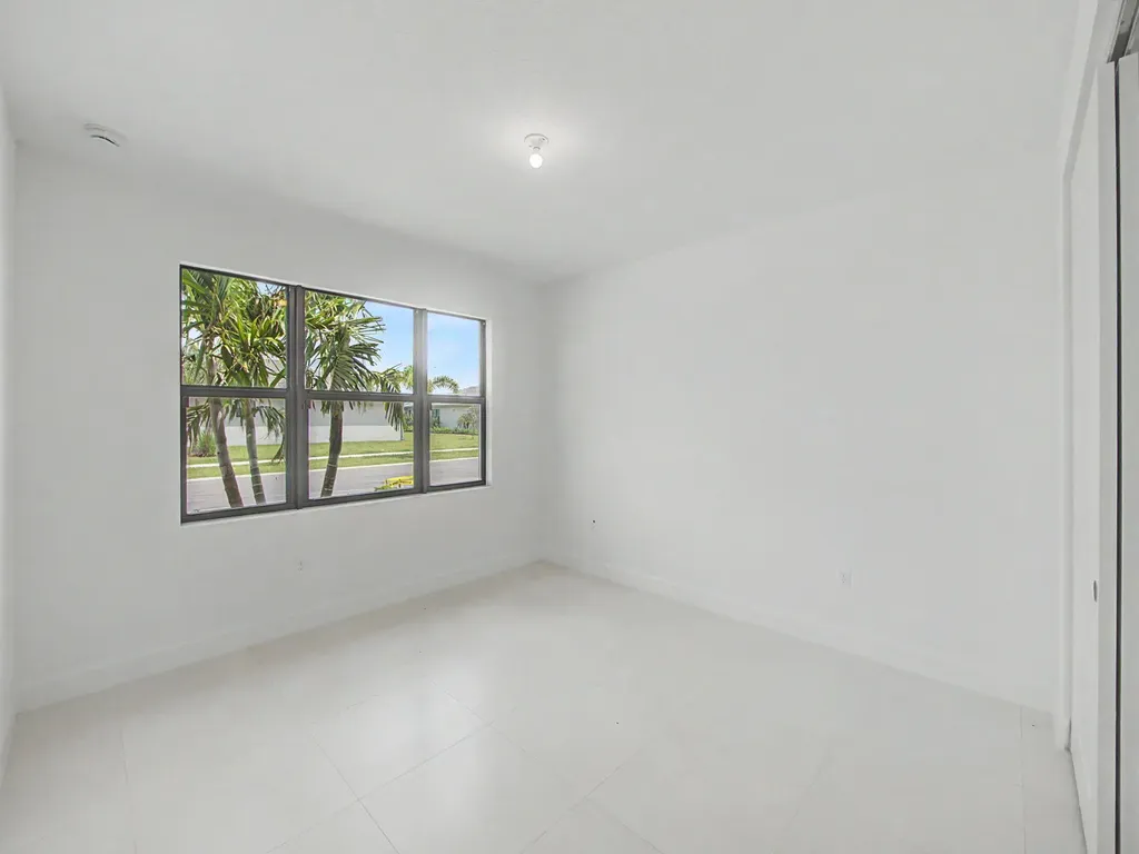 12516 SW Compass Point Drive Port St Lucie FL 34987