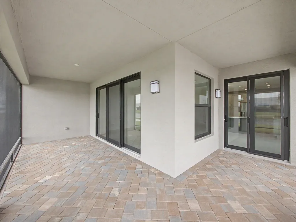 12516 SW Compass Point Drive Port St Lucie FL 34987