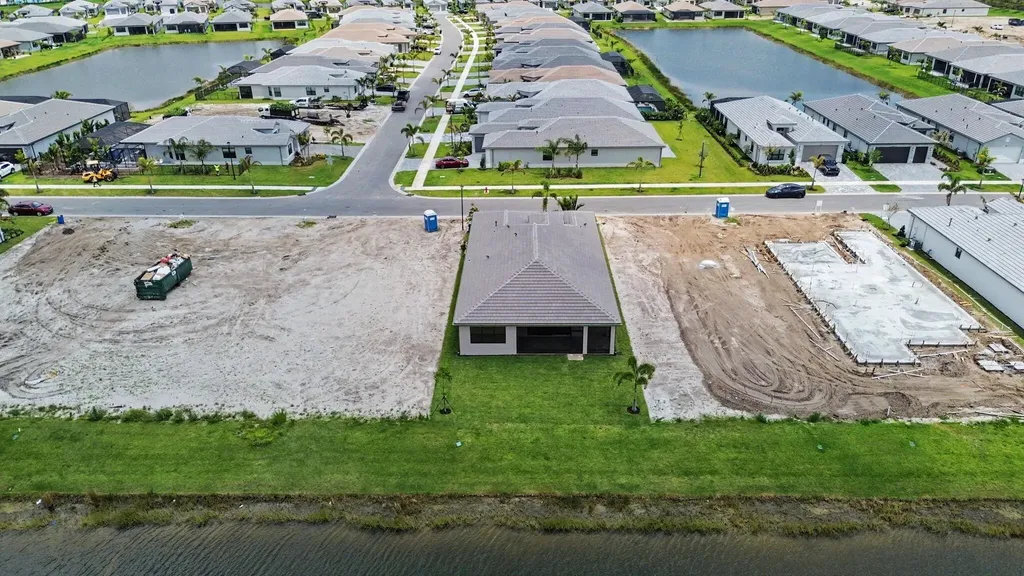12516 SW Compass Point Drive Port St Lucie FL 34987