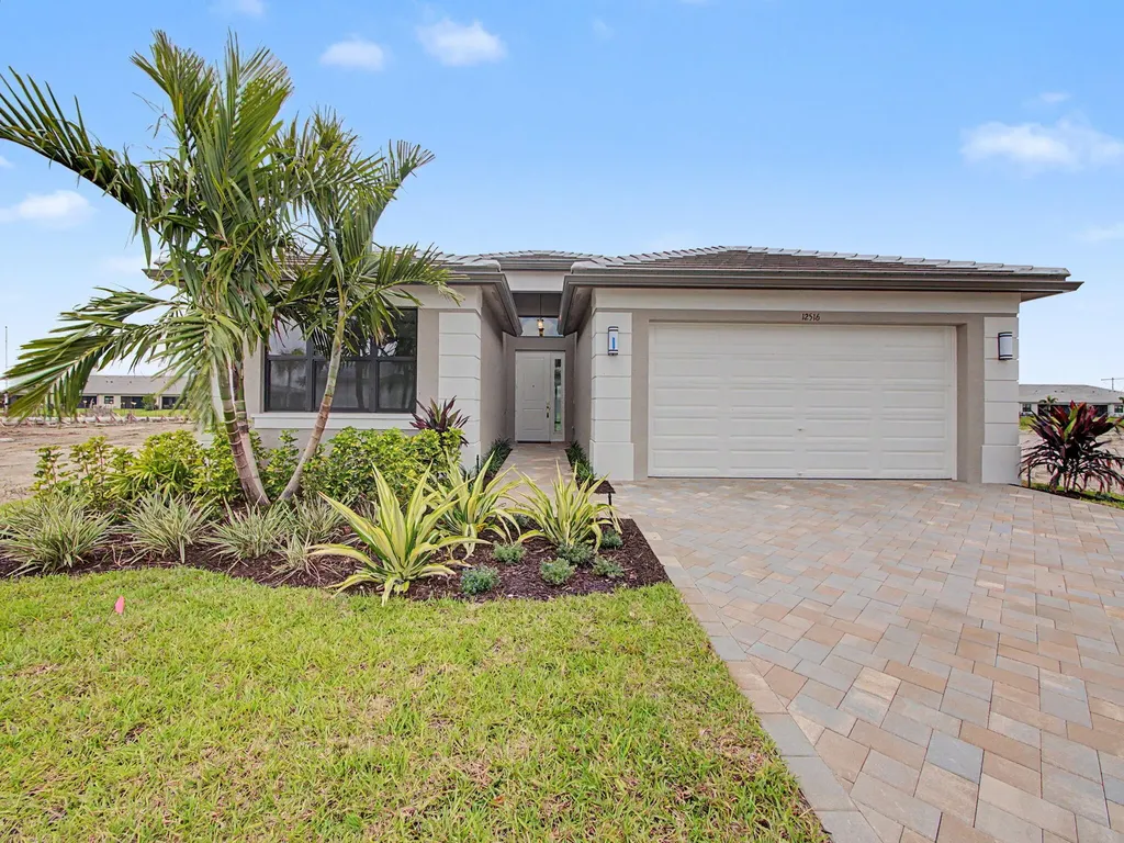 12516 SW Compass Point Drive Port St Lucie FL 34987