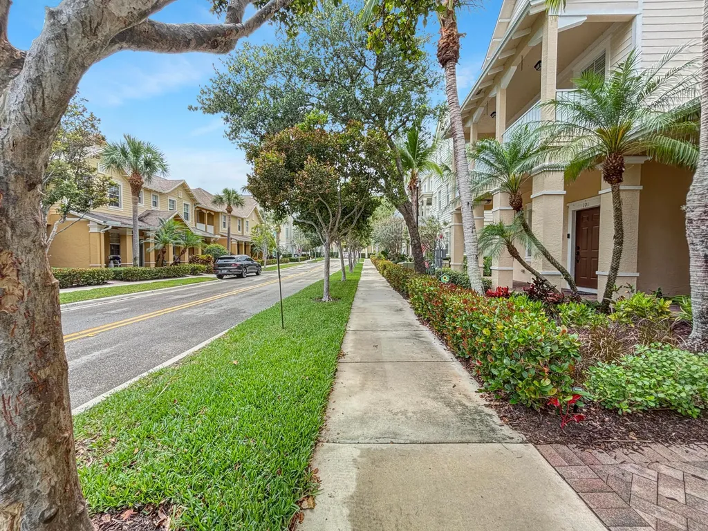 105 E Pigeon Plum Drive Jupiter FL 33458