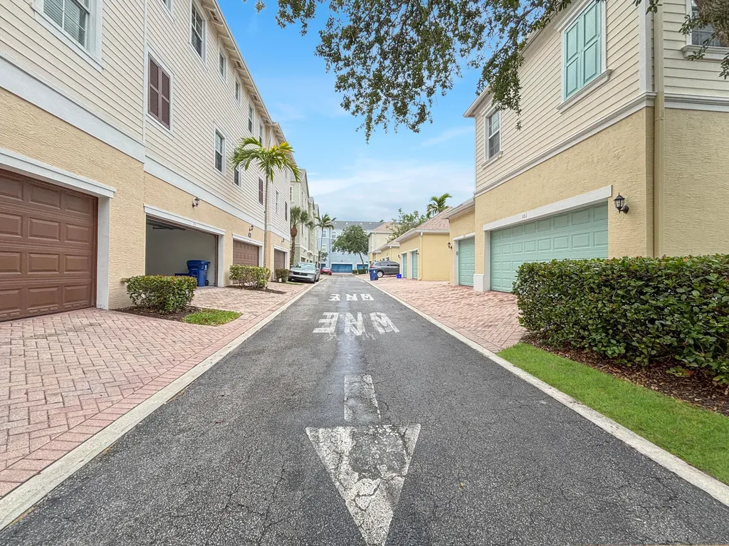 105 E Pigeon Plum Drive Jupiter FL 33458