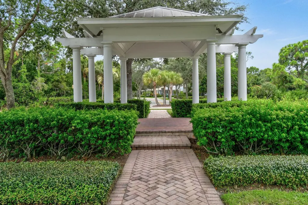 105 E Pigeon Plum Drive Jupiter FL 33458