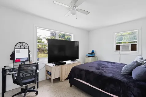 775 SW 4th Place Place SW Vero Beach FL 32962