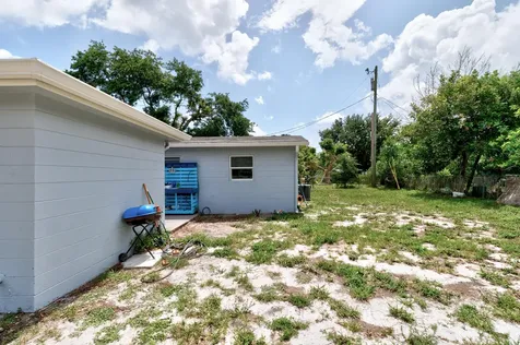 775 SW 4th Place Place SW Vero Beach FL 32962