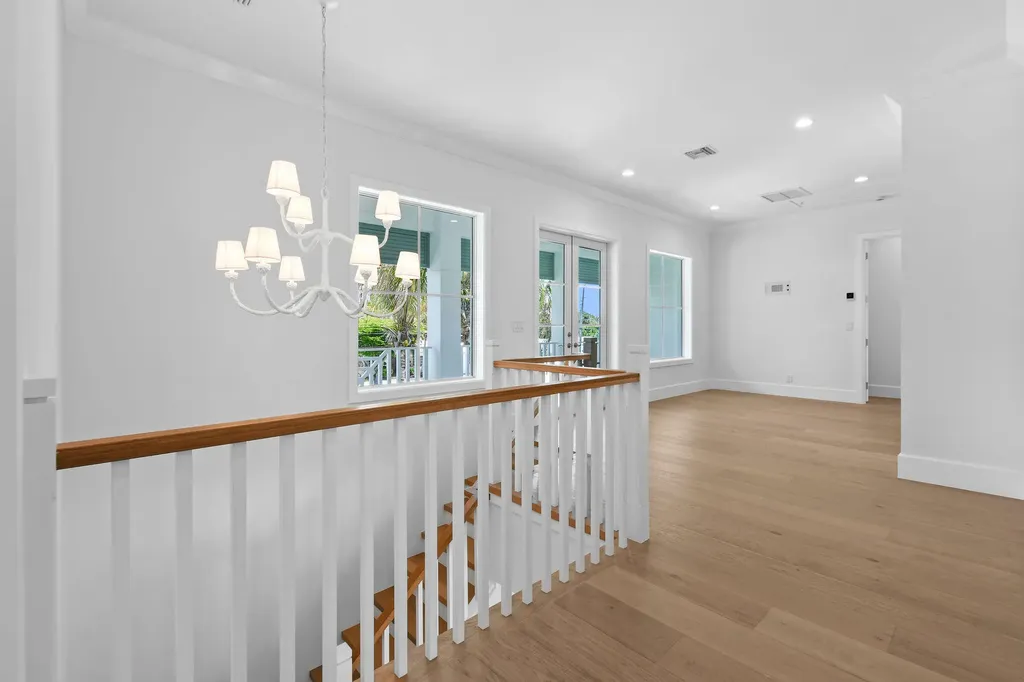 91 Golfview Drive Tequesta FL 33469