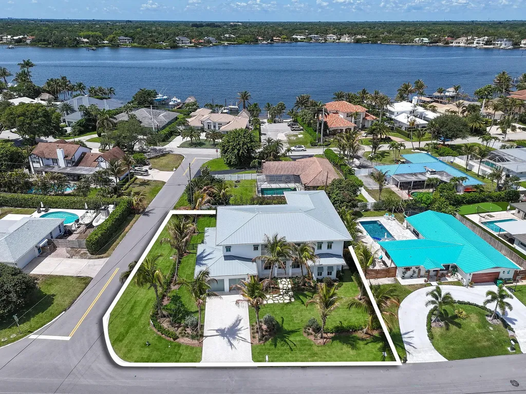 91 Golfview Drive Tequesta FL 33469